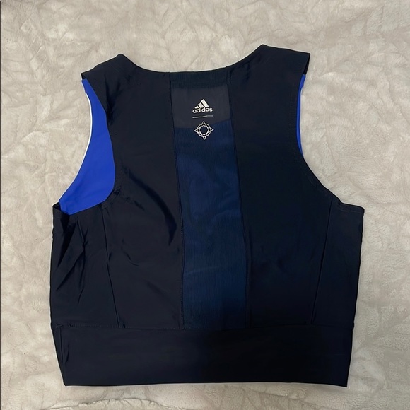 Adidas Wanderlust crop top - Picture 2 of 3